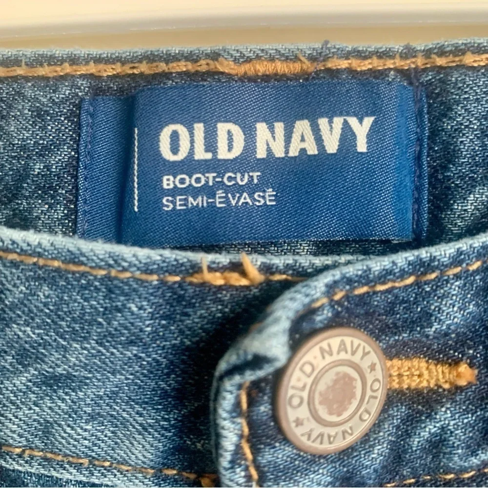 Old Navy boot cut Blue Denim Jeans with adjustable waist size 7 regular